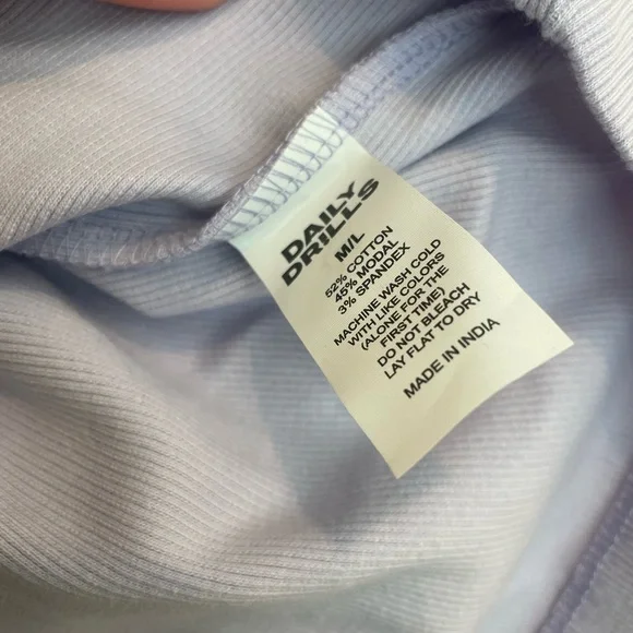 NWT!!! Daily Drills tank in color wink - Picture 3 of 3